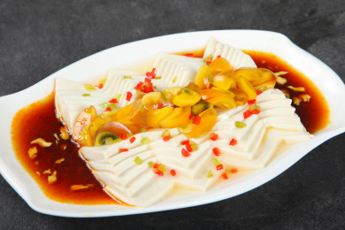 中餐美食-凉菜-皮蛋豆腐