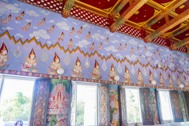 泰国甲米镇的克拉瓦兰佛寺庙的壁画