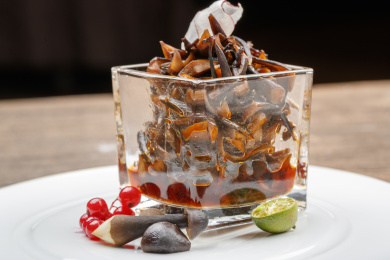 红油香辣黑皮鸡枞