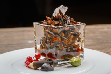 红油香辣黑皮鸡枞