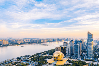 中国浙江杭州钱江新城黄昏城市风光