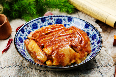 传统特色美食粉蒸肉