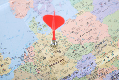 红色飞镖命中德国地图