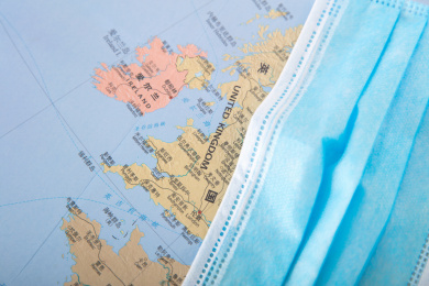 被口罩保护住的英国地图