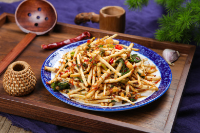 特色菜凉拌鱼腥草