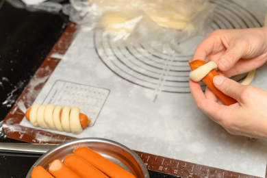 家庭自制香肠面包