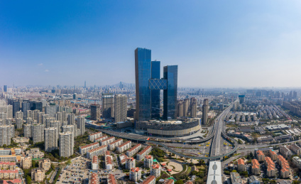 航拍南京河西天际线与地标建筑金鹰世界