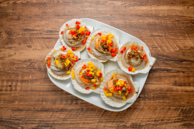 俯拍日本北海道大扇贝