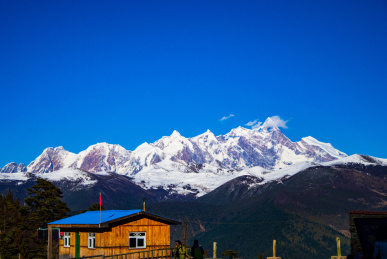 中国西藏藏族自治区南迦巴瓦峰旗云
