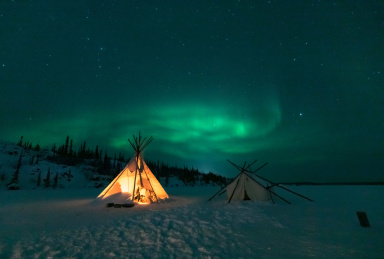 加拿大黄刀镇极光