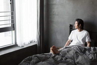 疲惫的商务男士