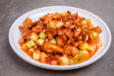 中餐美食-热菜-宫保鸡丁