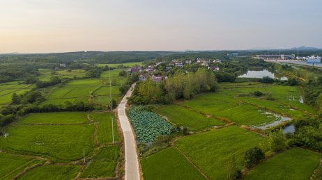航拍中国安徽宣城郎溪凌笪乡村村通水泥路