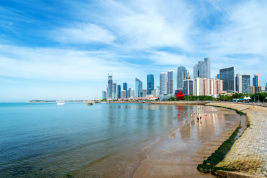 山东青岛栈桥海滨风光