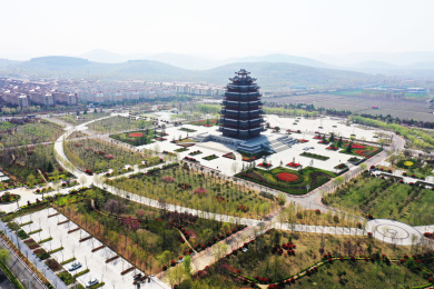 山东枣庄山亭区翼云阁文化广场