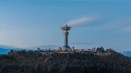 云彩下的大理明珠广场