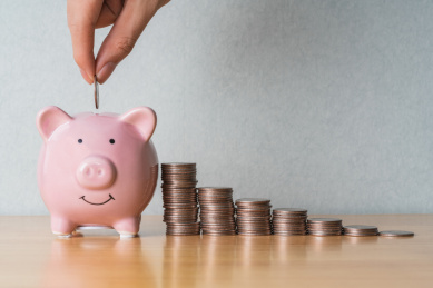 金融经济财经小猪存钱罐复利赚钱概念