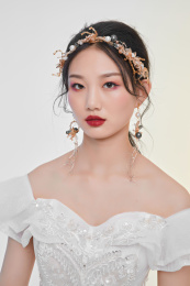女人妆面