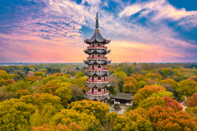 中国上海大观园的青云塔