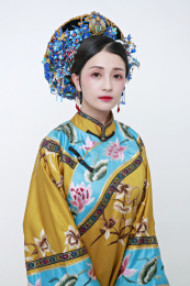 清代女性服饰古装造型