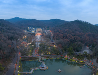 航拍江苏南京群山中古寺庙建筑群夜景灯光