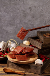 一盘精致的辣条