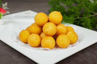 中餐美食-热菜-香芋地瓜丸