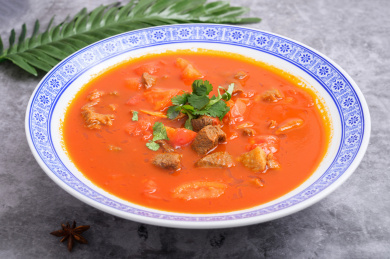 中餐美食-炖菜-西红柿炖牛腩