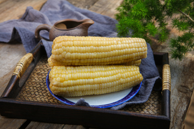 有机蔬菜白糯玉米