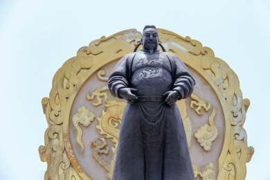 陕西西安大唐不夜城开元广场李隆基雕塑