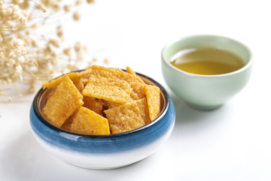 传统小吃零食小米锅巴特写