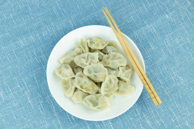 盘子里的水饺