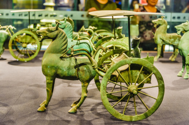 甘肃兰州甘肃省博物馆青铜车马