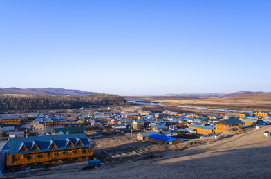 中国内蒙古额尔古纳市临江屯村落全景