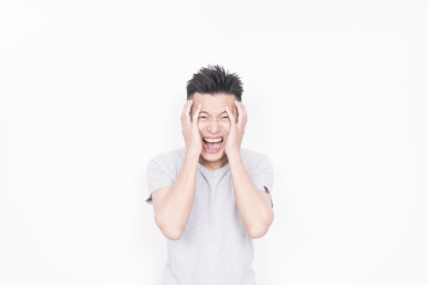 害怕崩溃的男性