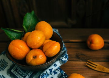 家乡的杏子甜了 甜杏