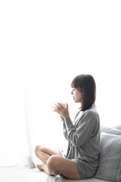 中国年轻女生居家人像