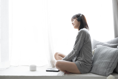 中国年轻女生居家人像