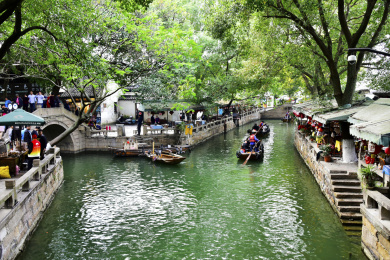 中国苏州同里古镇小桥流水人家