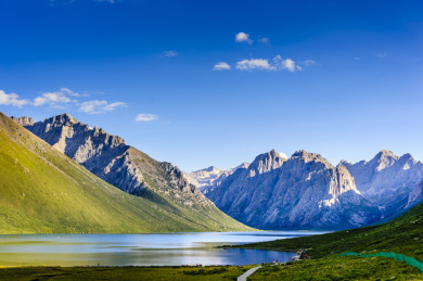 中国青海果洛年保玉则
