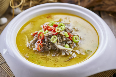 酸汤毛肚丝 中华料理