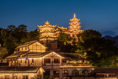 重庆磁器口古镇和宝轮寺夜景