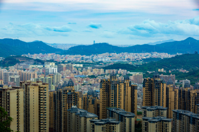 中国广东省惠州市新圩观音山下的小镇