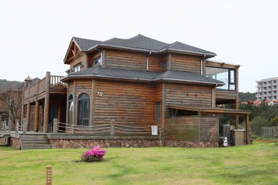 中国浙江舟山嵊泗基湖沙滩木屋别墅