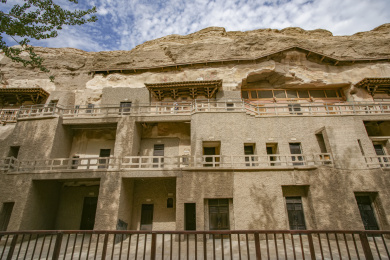 航拍甘肃省张掖市肃南县马蹄寺石窟