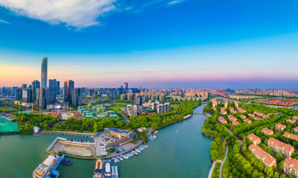 中国江苏省苏州市金鸡湖湖东CBD航拍风光