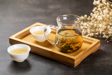 蒲公英菊花茶特写