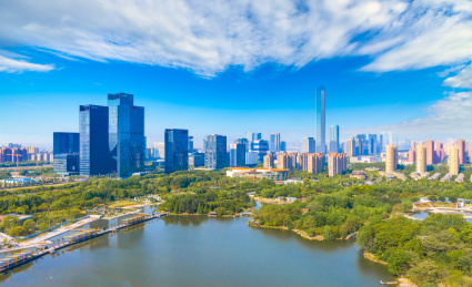 中国江苏省苏州市金鸡湖湖东CBD城市风光