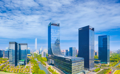 中国江苏省苏州市金鸡湖湖东CBD城市风光