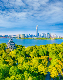 中国江苏省苏州市金鸡湖桃花岛与对岸湖东C